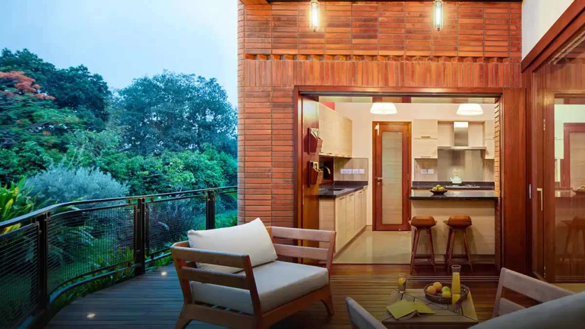 After the rain exterior 2