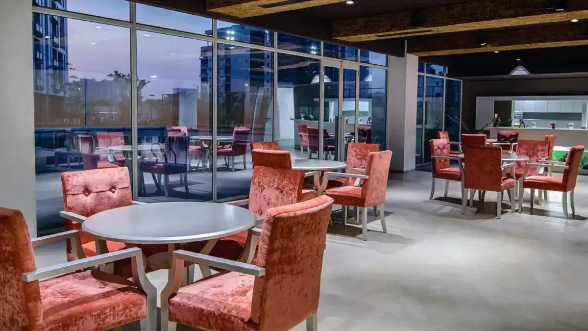 Tata-Primanti-Villas-and-Duplex-in-Sector-72-Gurgaon-Cafeteria